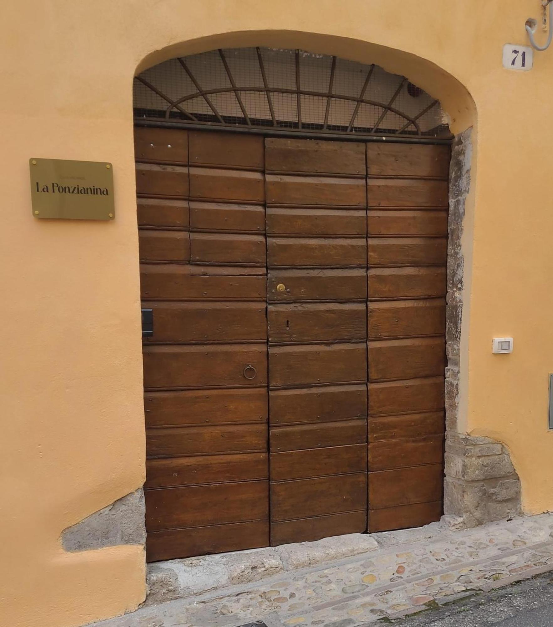 La Ponzianina Apartment Spoleto Bagian luar foto